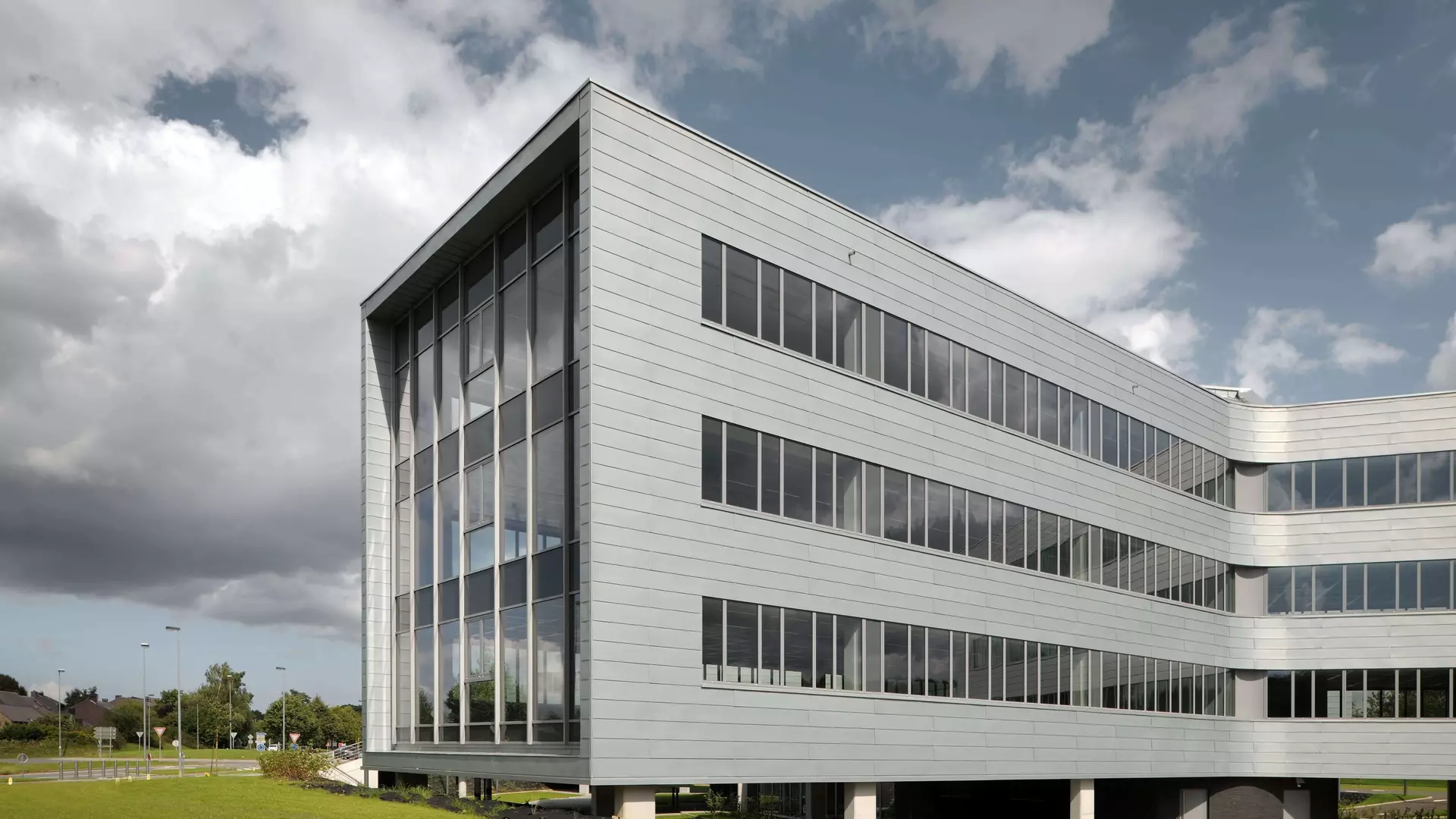 Wyeth - Offices real estate project in Louvain-la-Neuve 03 | BESIX RED