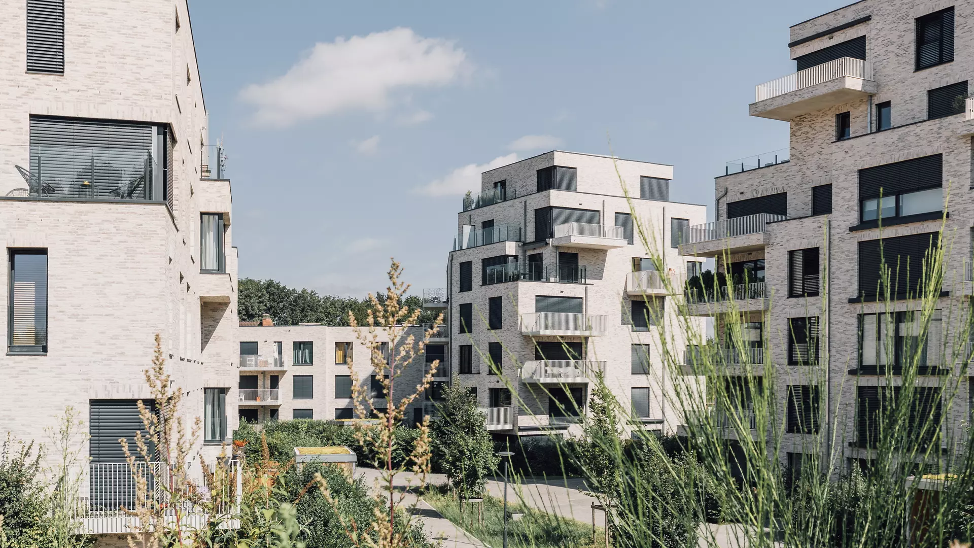 So Stockel - Residential real estate project in Woluwe-Saint-Lambert - Header BESIX RED