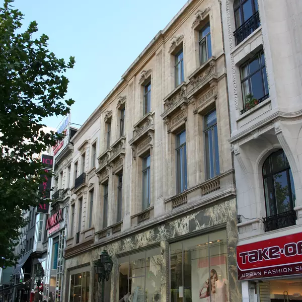 Toison d'Or - Mixed Use and Retail real estate project in Bruxelles - Header-min | BESIX RED