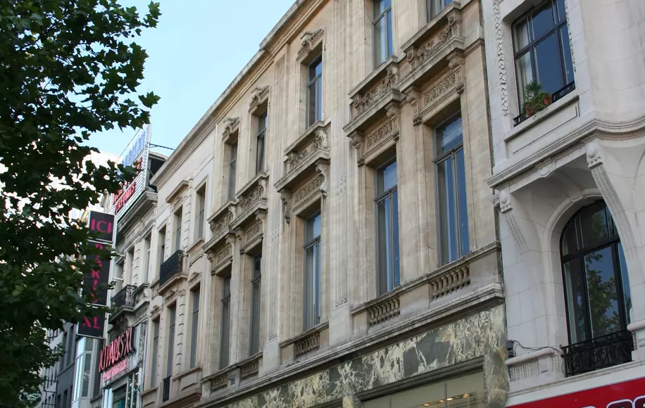 Toison d'Or - Mixed Use and Retail real estate project in Bruxelles - Header-min | BESIX RED